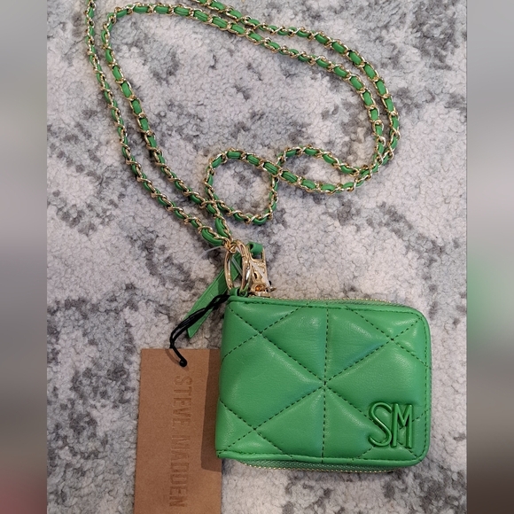 Steve Madden Handbags - NWT- Green Bkitt Quilted Wallet Crossbody